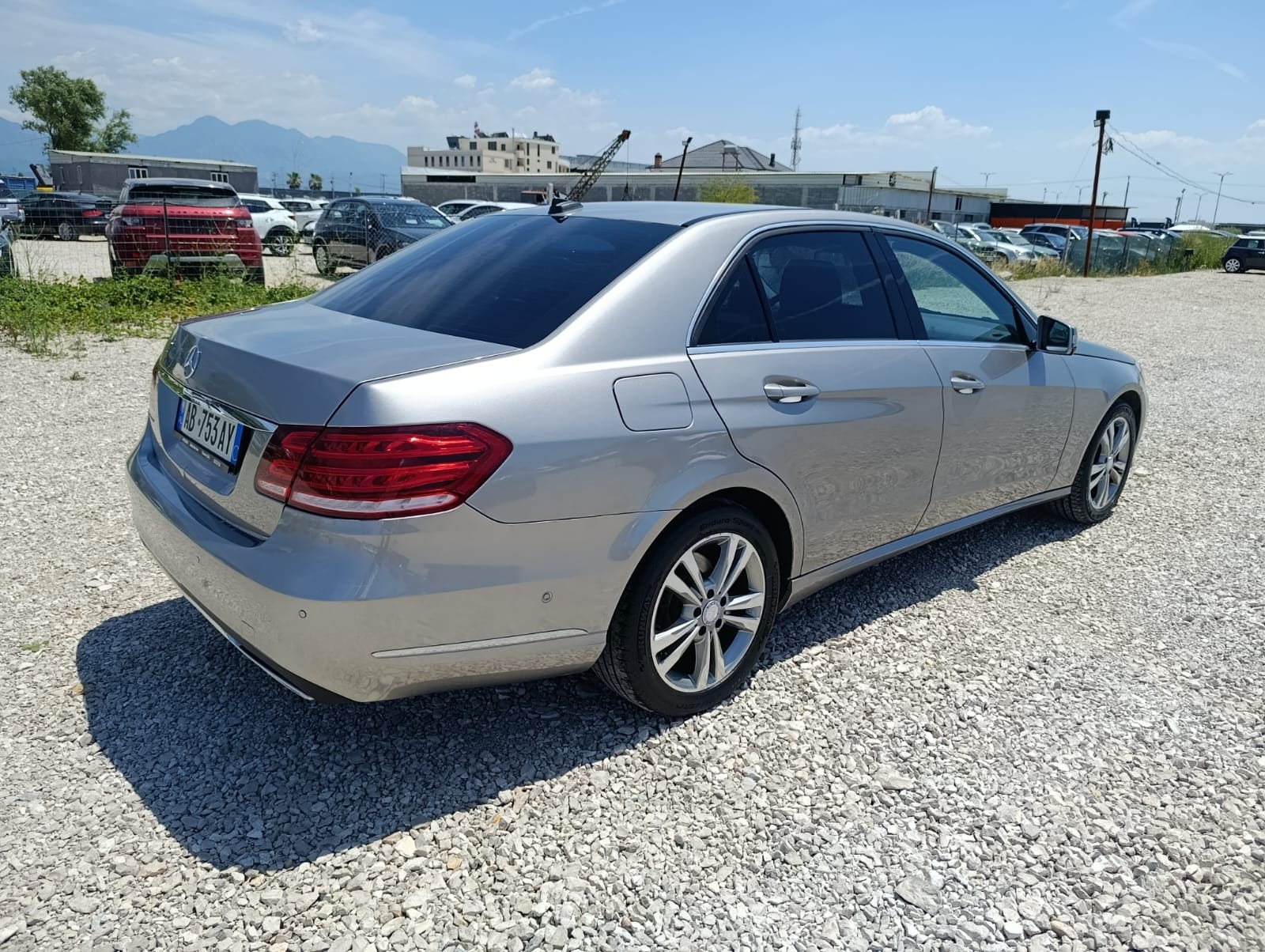 Mercedes-Benz E-Class 2